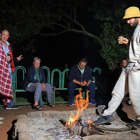 מלון Ololaimutiek Rhino Tourist Camp מראה חיצוני תמונה