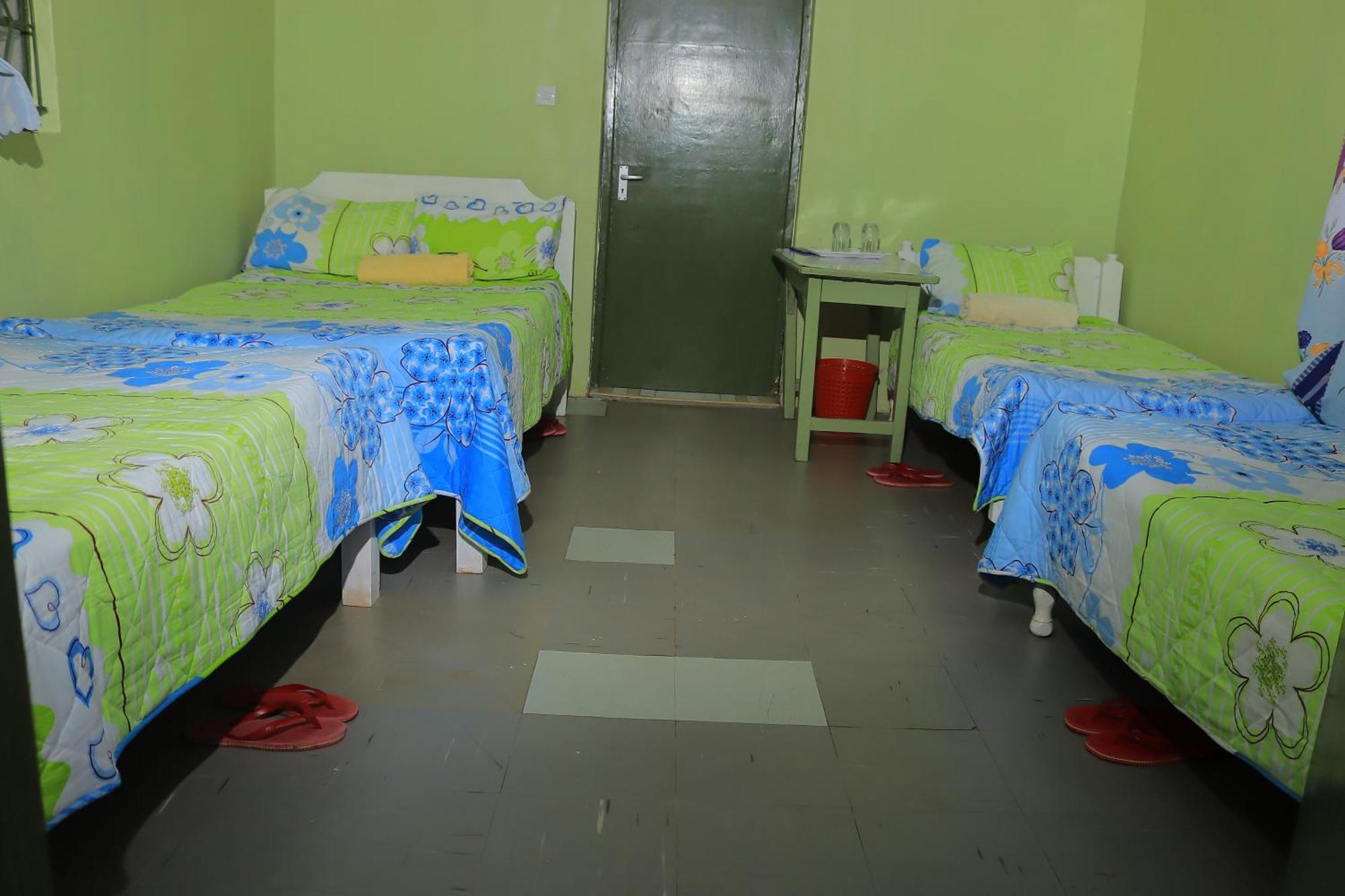 מלון Ololaimutiek Rhino Tourist Camp מראה חיצוני תמונה