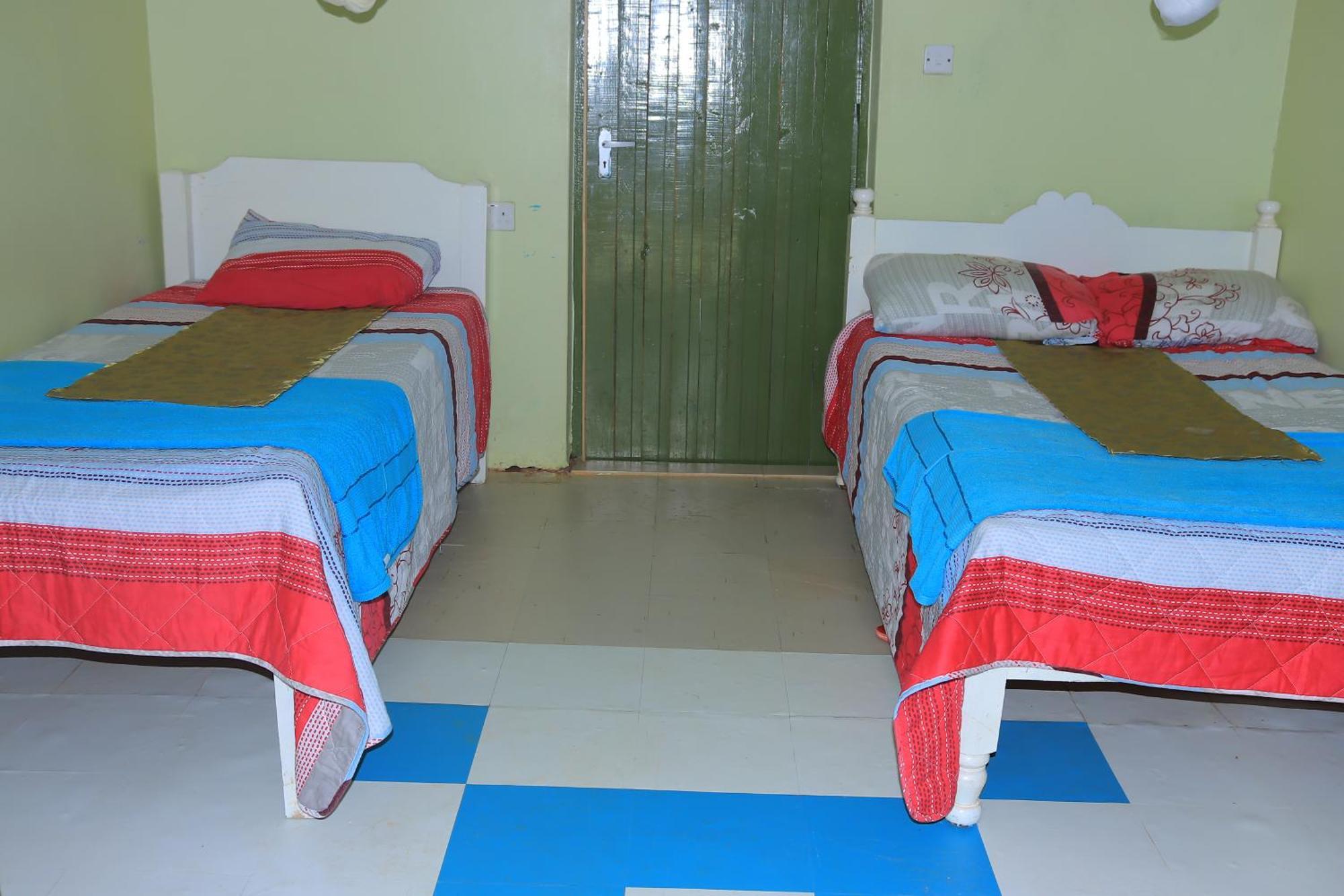 מלון Ololaimutiek Rhino Tourist Camp מראה חיצוני תמונה