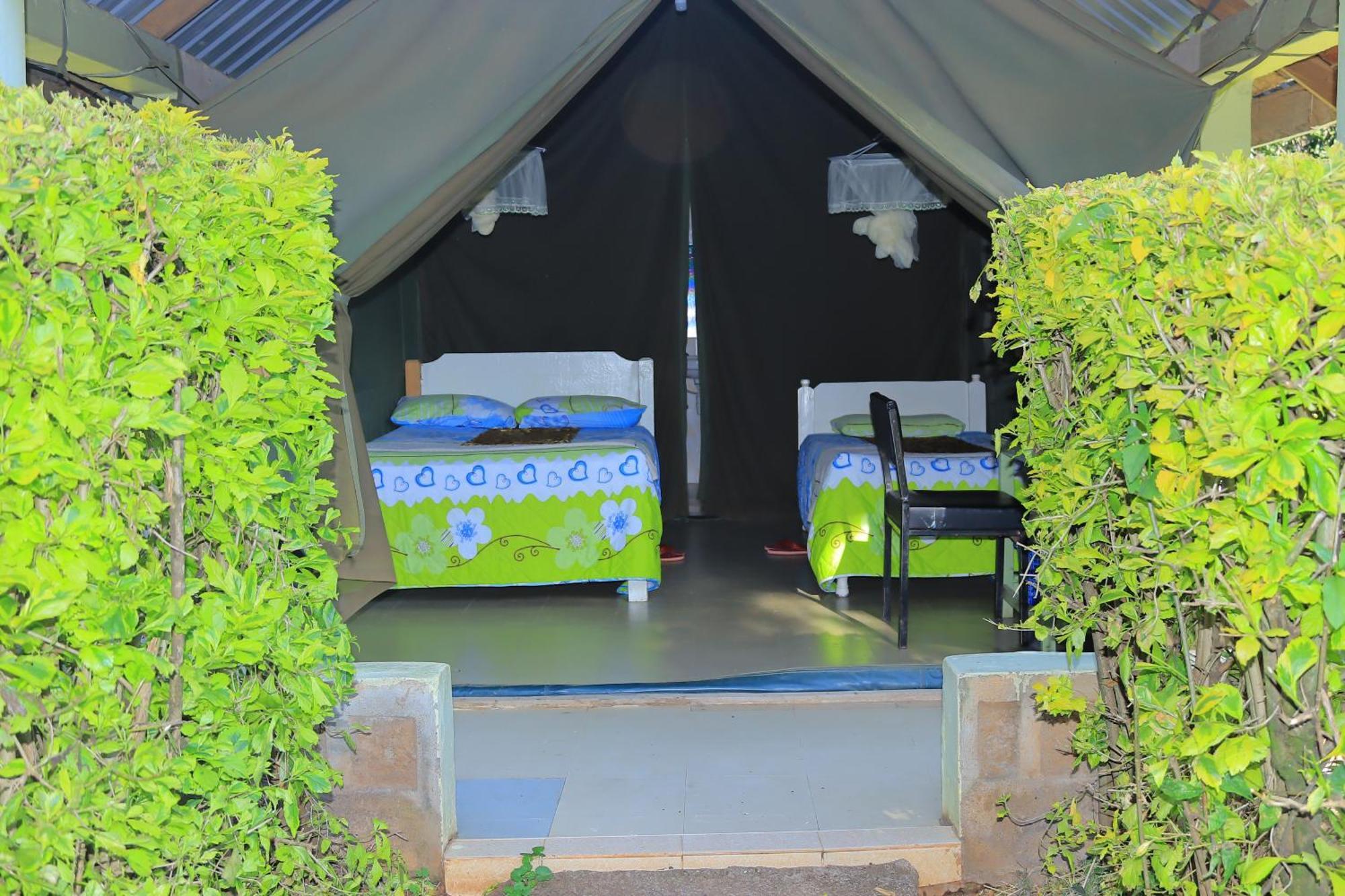 מלון Ololaimutiek Rhino Tourist Camp מראה חיצוני תמונה