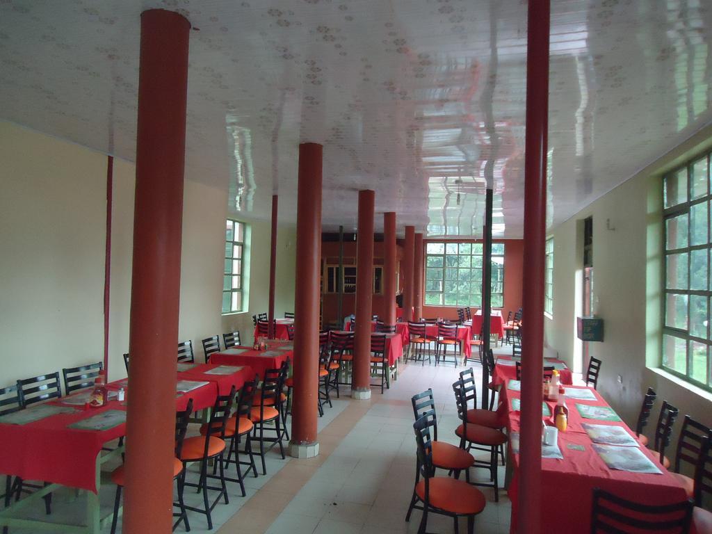 מלון Ololaimutiek Rhino Tourist Camp מראה חיצוני תמונה